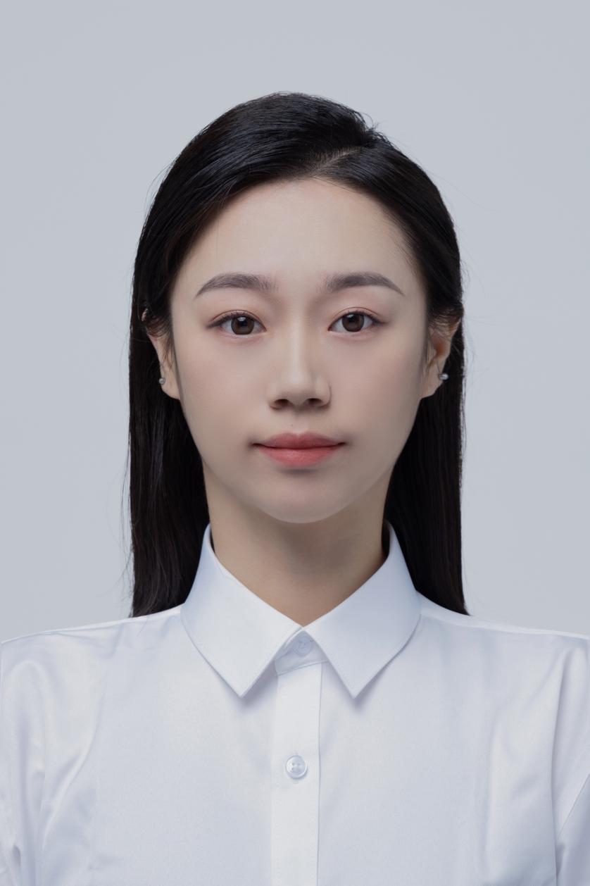 王昕轶.jpg