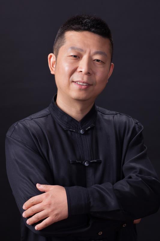 张彤老师.jpg