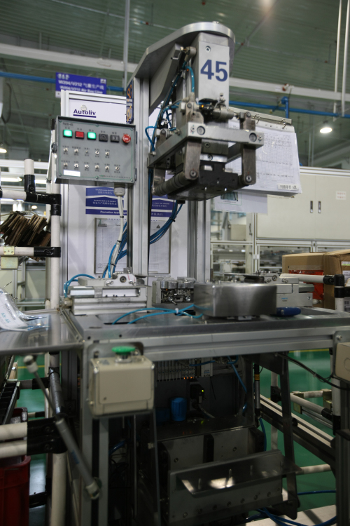 ST45 盖纸压合设备