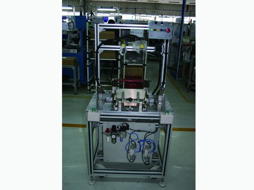 汽车安全气囊装配