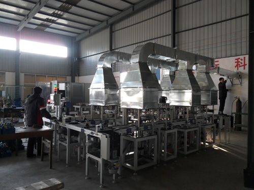 液化气瓶阀自动装